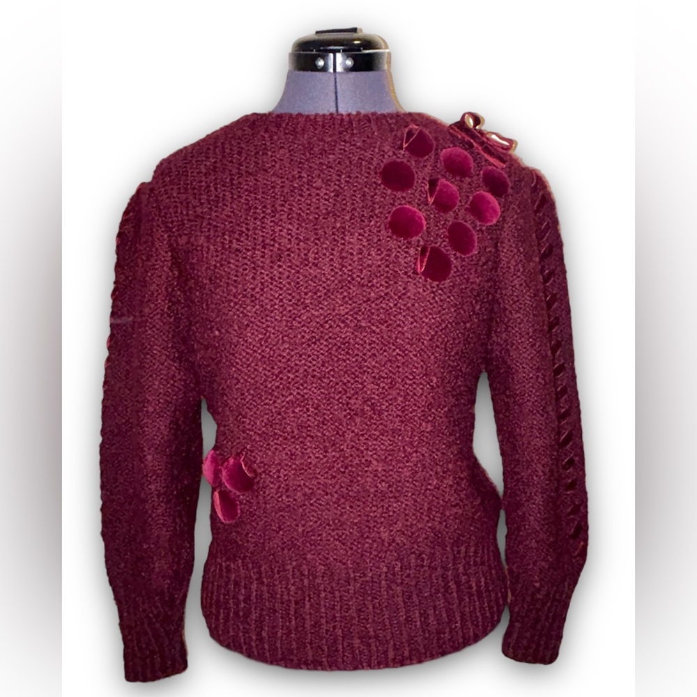 Handmade VTG • Puffy Bunch of Grapes Knit Sweater, Burgundy, Small